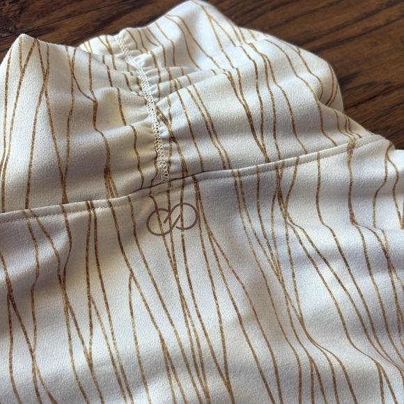 CALIA by Carrie Underwood Compression Running pullover - Picture 7 of 7